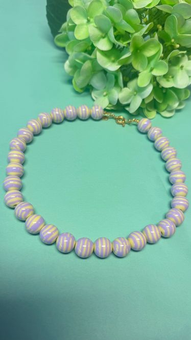 Hovedbilde The yellow Lilac necklace 