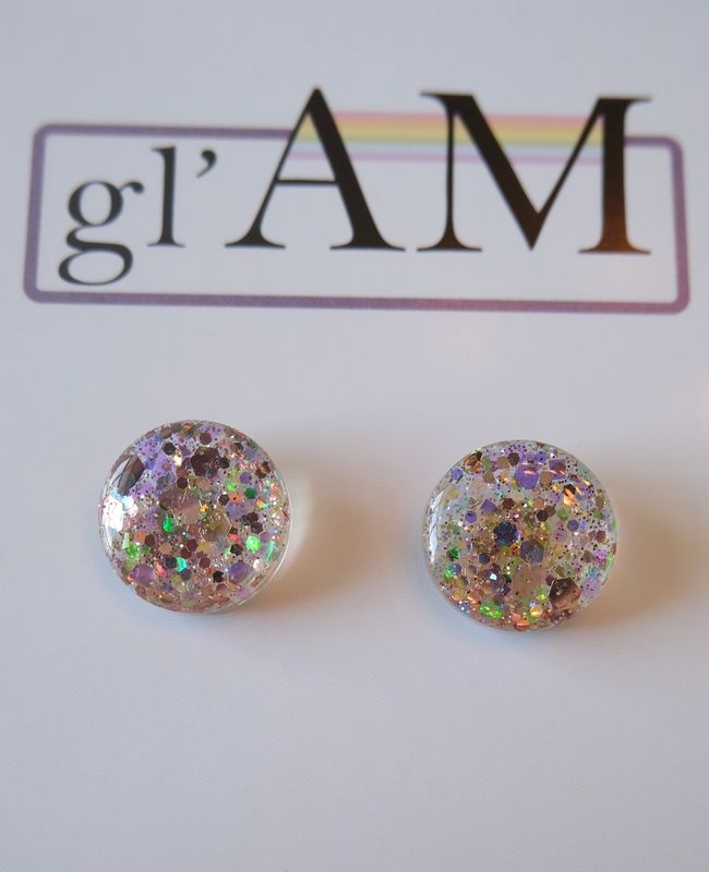 Glam Dot 17