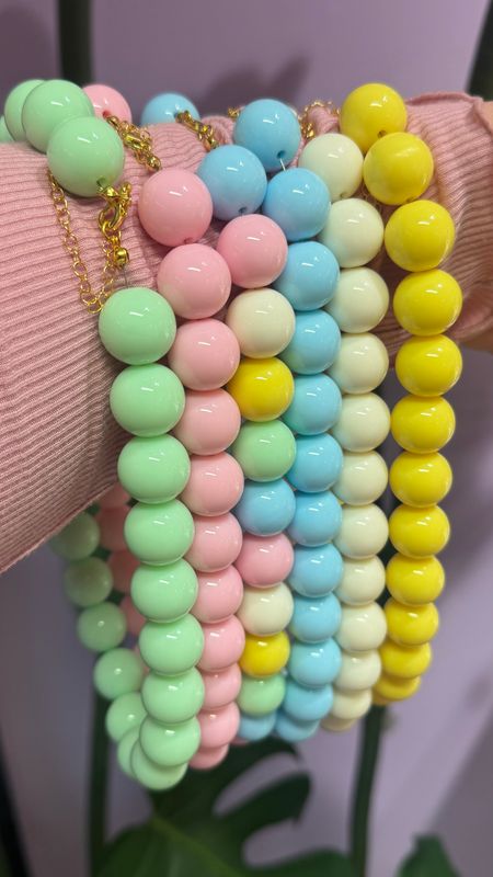 Yellow glossy necklace